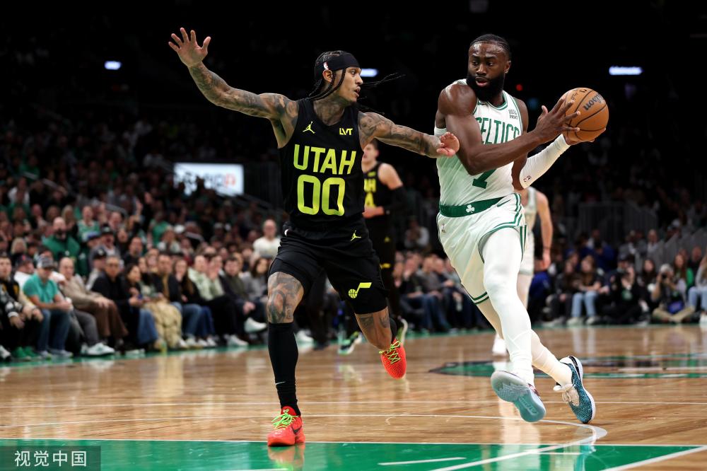 球涉嫌犯规 球涉嫌犯规